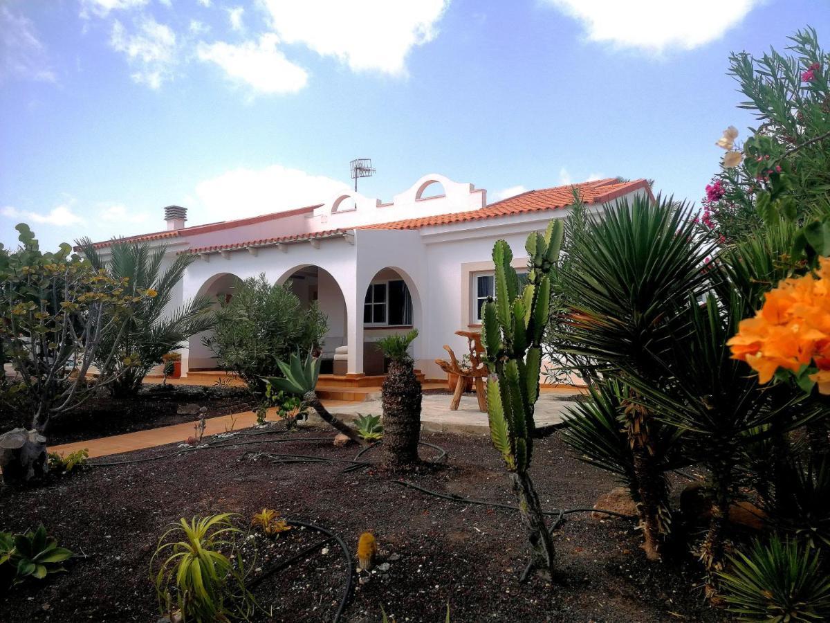 Villa Cheli Fuerteventura Golf Resort Caleta De Fuste Exterior foto